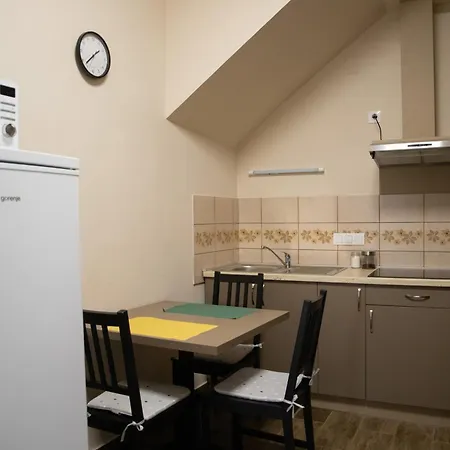 Apartment Nosztalgia Apartmanhaz Morahalom