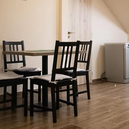 Nosztalgia Apartmanhaz