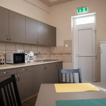 Apartment Nosztalgia Apartmanhaz Morahalom